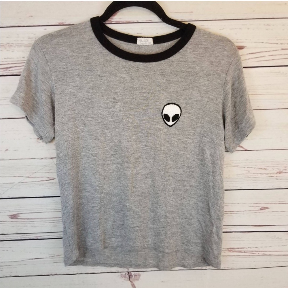 Brandy Melville crop t-shirt